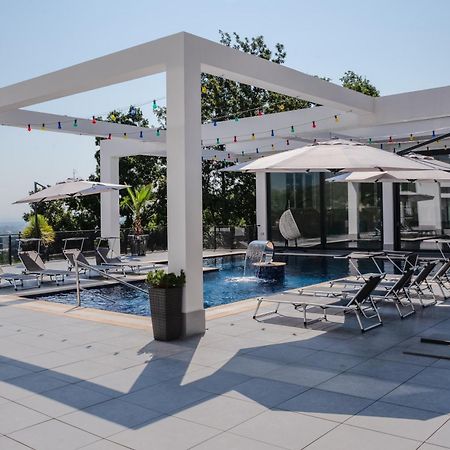 White House Radac Peja Bed and Breakfast Buitenkant foto